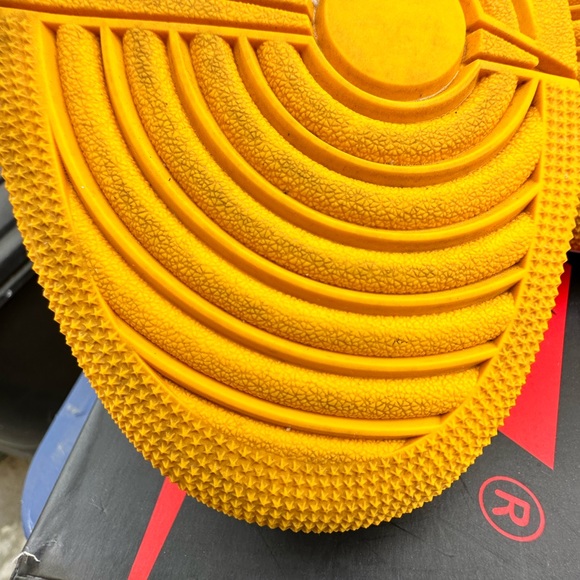 Air Jordan 1 Retro High OG. Band of Brothers - Picture 11 of 12